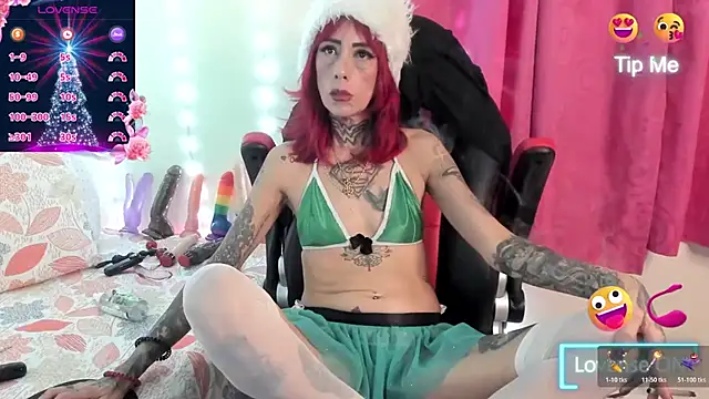 Snapshot of elise_mouris chatting on December 18, 2025, 5:23 am elise mouris online show from December 18, 2025, 5:23 am