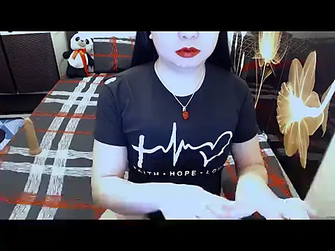 VeryFeminineTrans online show from May 29, 2026, 2:23 pm