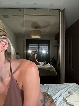 Snapshot of jasminesummer chatting on January 17, 2026, 1:26 pm jasminesummer online show from January 17, 2026, 1:26 pm