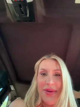 jasminesummer online show from November 26, 2025, 12:49 pm