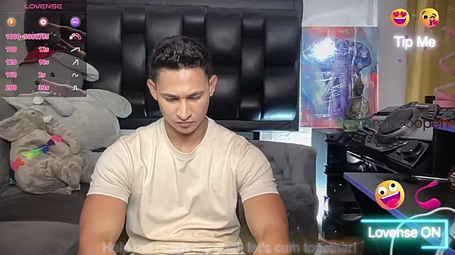 Snapshot of BenjaminCooperk chatting on April 3, 2026, 12:28 am BenjaminCooperk online show from April 3, 2026, 12:28 am