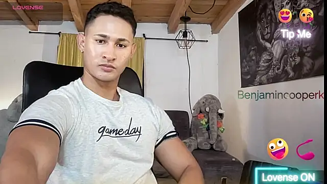 Snapshot of BenjaminCooperk chatting on February 27, 2026, 11:15 pm BenjaminCooperk online show from February 27, 2026, 11:15 pm