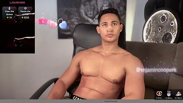 Snapshot of BenjaminCooperk chatting on October 22, 2025, 4:17 pm BenjaminCooperk online show from October 22, 2025, 4:17 pm