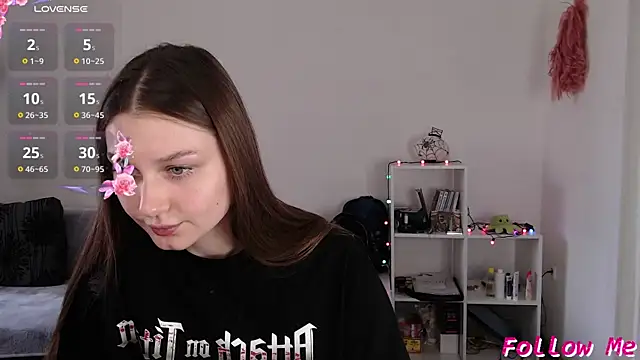 Snapshot of _Sweet_Lilit_ chatting on October 15, 2025, 9:39 am Sweet Lilit online show from October 15, 2025, 9:39 am