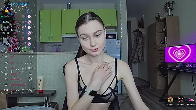 Snapshot of _Sweet_Lilit_ chatting on January 7, 2025, 10:44 am Sweet Lilit online show from January 7, 2025, 10:44 am