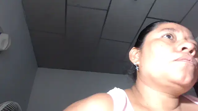 adrixxx38 online show from December 14, 2025, 10:59 pm