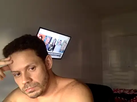 Snapshot of FelipeRiver chatting on January 6, 2026, 8:02 pm FelipeRiver online show from January 6, 2026, 8:02 pm