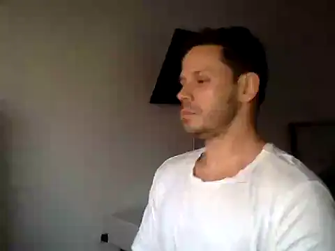 Snapshot of FelipeRiver chatting on October 11, 2025, 8:43 pm FelipeRiver online show from October 11, 2025, 8:43 pm