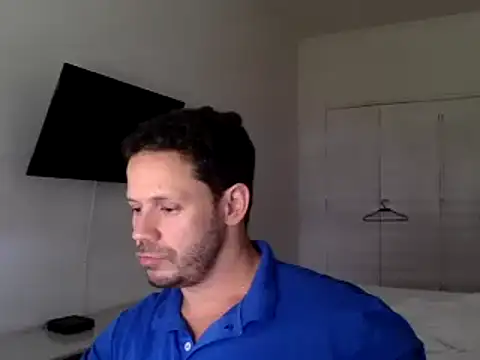 Snapshot of FelipeRiver chatting on February 28, 2025, 3:26 pm FelipeRiver online show from February 28, 2025, 3:26 pm