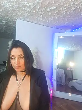 Snapshot of zullyxhot chatting on November 14, 2025, 8:12 pm zullyxhot online show from November 14, 2025, 8:12 pm