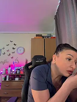 Snapshot of Hotangel75 chatting on March 27, 2026, 10:16 am Hotangel75 online show from March 27, 2026, 10:16 am