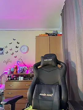 Hotangel75 online show from February 19, 2026, 9:28 am