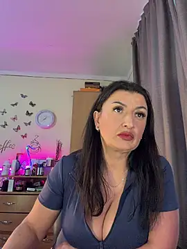 Snapshot of Hotangel75 chatting on March 24, 2026, 9:42 am Hotangel75 online show from March 24, 2026, 9:42 am