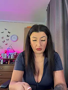 Snapshot of Hotangel75 chatting on March 6, 2026, 9:04 am Hotangel75 online show from March 6, 2026, 9:04 am