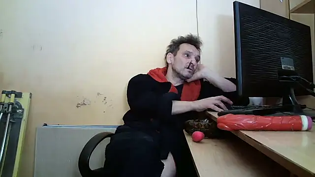 Snapshot of dundyFocus chatting on March 20, 2026, 10:16 am dundyFocus online show from March 20, 2026, 10:16 am