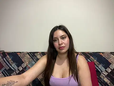 Snapshot of Jack_Emily1 chatting on February 24, 2025, 12:20 am Jack Emily1 online show from February 24, 2025, 12:20 am