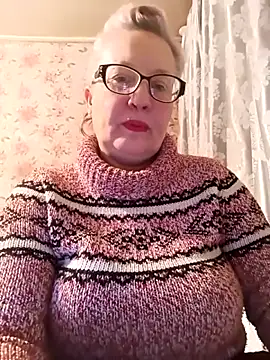 Snapshot of Cerd_Ayaz chatting on December 20, 2025, 11:18 pm Cerd Ayaz online show from December 20, 2025, 11:18 pm