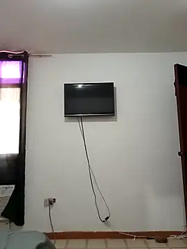 Snapshot of joanpinzon chatting on February 9, 2026, 3:32 pm joanpinzon online show from February 9, 2026, 3:32 pm