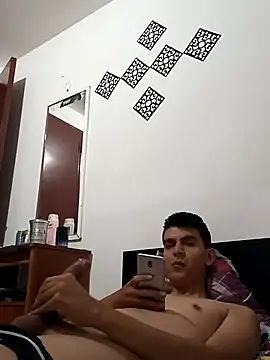 Snapshot of joanpinzon chatting on February 4, 2026, 2:34 pm joanpinzon online show from February 4, 2026, 2:34 pm