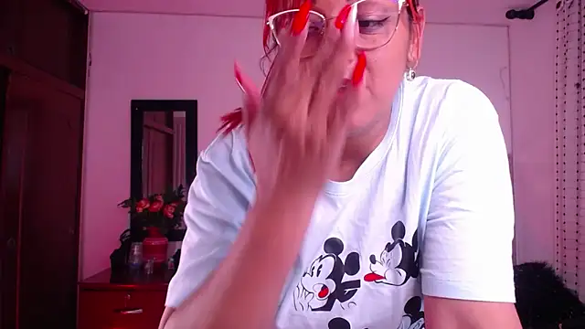 Snapshot of salomecastro_ chatting on March 22, 2025, 12:39 am salomecastro online show from March 22, 2025, 12:39 am