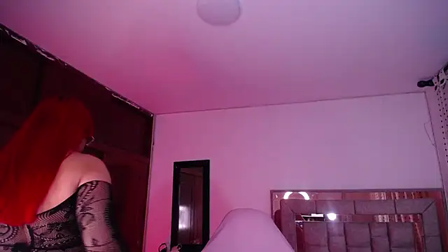 Snapshot of salomecastro_ chatting on November 19, 2025, 3:17 am salomecastro online show from November 19, 2025, 3:17 am