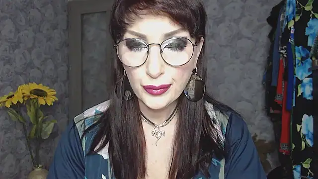 Aziza1 online show from May 6, 2026, 2:10 pm