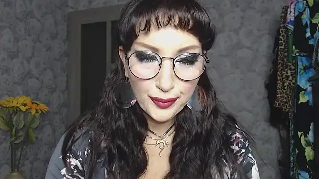 Aziza1 online show from October 4, 2025, 2:40 pm