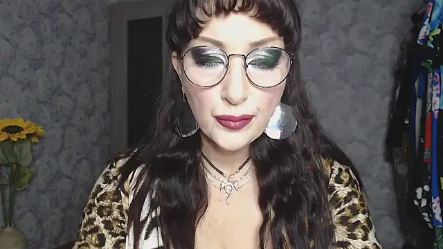 Aziza1 online show from October 27, 2025, 2:51 pm