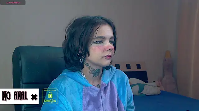 Dark  Elf online show from October 22, 2025, 9:57 pm