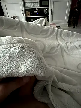 frechsein online show from November 11, 2025, 7:58 am