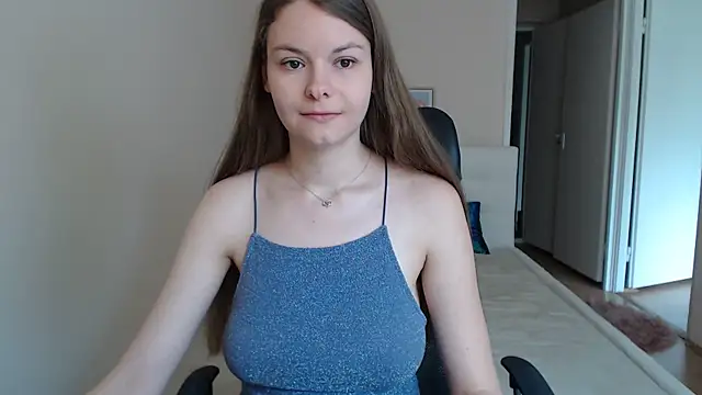 Snapshot of AnnaSweet18 chatting on September 11, 2025, 9:53 am AnnaSweet18 online show from September 11, 2025, 9:53 am
