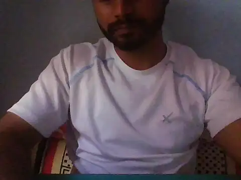 Snapshot of ShubhV chatting on February 28, 2026, 11:32 am ShubhV online show from February 28, 2026, 11:32 am