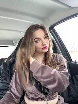 Snapshot of Night_dreams chatting on March 3, 2025, 6:52 am Night dreams online show from March 3, 2025, 6:52 am