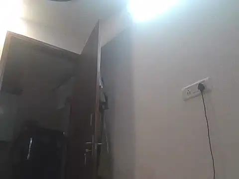 hotindianstud online show from February 18, 2025, 12:17 pm