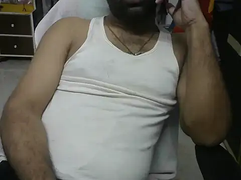 hotindianstud online show from October 23, 2025, 8:57 am