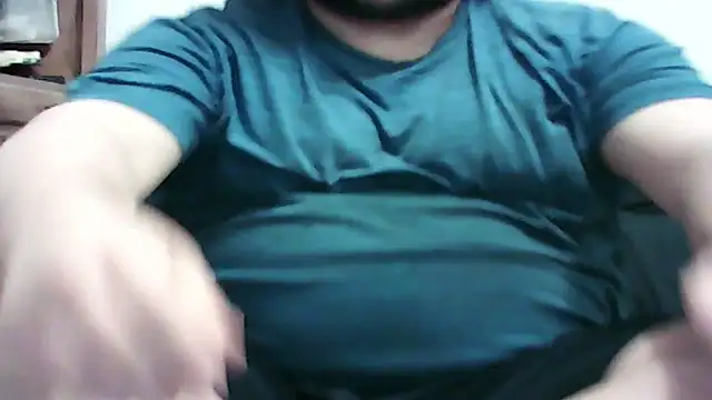 Snapshot of Strongbutgentle36 chatting on January 24, 2025, 5:11 pm Strongbutgentle36 online show from January 24, 2025, 5:11 pm