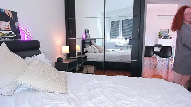 YammyPie online show from February 8, 2025, 9:35 am