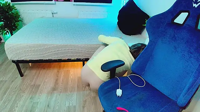 CranberryHot online show from October 11, 2025, 7:09 am