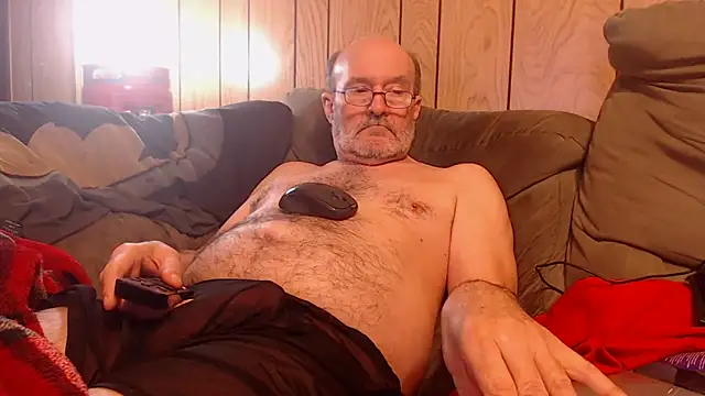 Snapshot of snickers1 chatting on June 3, 2026, 7:20 am snickers1 online show from June 3, 2026, 7:20 am