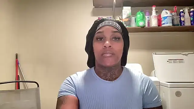 Creamesensation online show from October 25, 2025, 8:31 pm