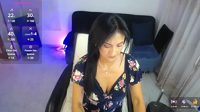  steffy  online show from March 4, 2025, 11:43 pm