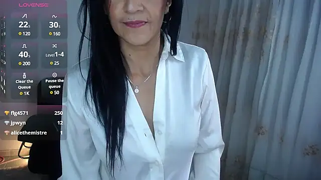  steffy  online show from February 25, 2025, 2:36 am