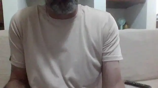 Snapshot of Leo_Big chatting on July 8, 2026, 7:14 pm Leo Big online show from July 8, 2026, 7:14 pm