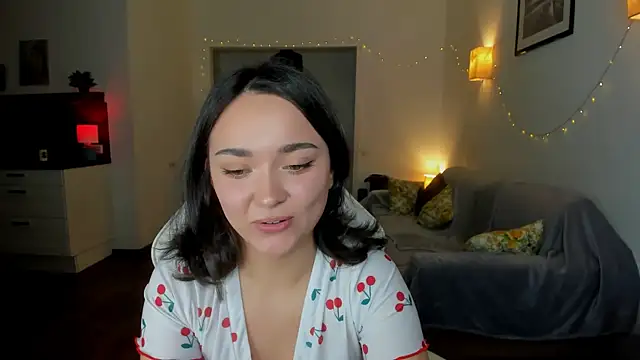 Snapshot of Tiffany_Flynn chatting on March 17, 2025, 5:16 pm Tiffany Flynn online show from March 17, 2025, 5:16 pm