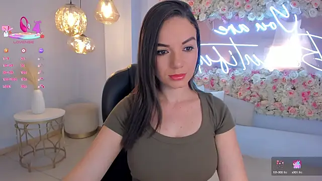 Snapshot of MorganHicks chatting on March 8, 2025, 7:09 pm MorganHicks online show from March 8, 2025, 7:09 pm