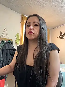 latinfemale online show from May 12, 2026, 8:15 pm