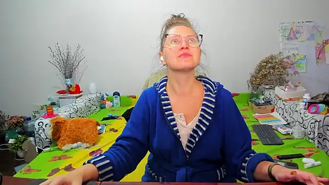 IamYourNarcotic online show from December 7, 2024, 2:08 pm