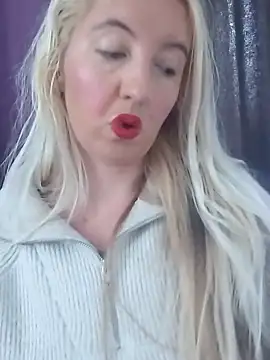 Mllesha74000 online show from November 2, 2025, 12:54 pm