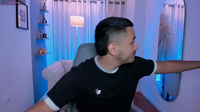 Nick Moca online show from November 20, 2025, 10:52 pm