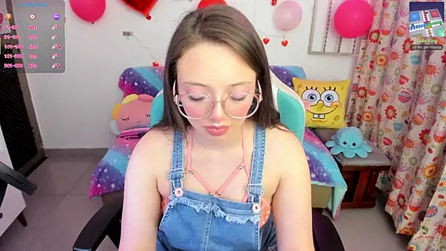 Snapshot of linda-schmidt chatting on March 5, 2025, 10:10 pm linda-schmidt online show from March 5, 2025, 10:10 pm